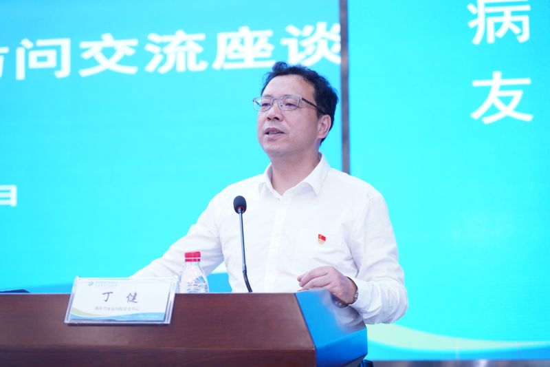 微信图片_44444444444444444.jpg